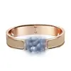 Pulsera de Alto Nivel V Oro Carta de Amor H para Mujer, Versión Ancha Estilo Pareja Esmaltado, Apilable, Suministro en Vivo Transfronterizo, Venta al por Mayor de Fábrica
