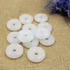 Colgante con hebilla de seguridad de imitación de jade, hebilla de seguridad de cristal, colgante con hebilla de seguridad de jade blanco, suministro para puesto, regalo para exhibición en templo