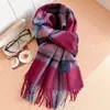 Bufanda de Lana Pura a Cuadros Rosa para Mujer, Cálida y Gruesa para Otoño e Invierno, Tacto de Alta Gama, Regalo para el Cumpleaños de la Novia, Calentador de Cuello
