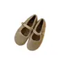 Zapatos redondos peludos para mujer, zapatos de algodón afelpado, suela plana, para otoño e invierno, zapatos de una sola tira estilo Mary Jane, estampado de leopardo, nuevos 2026, para usar al aire libre, con forro polar adicional