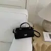 Estilo Coreano Alta Qualidade Textura Fashionável Versátil Portátil Bolsa para o Dia a Dia Mulheres 2026 Verão Nova Textura de Lichia Bolsa Transversal Pequena Quadrada