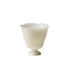 Taza de Té de Porcelana Blanca con Dulce Esmalte Blanco y Pétalos de Flor, de Pie Alto, para Uso Doméstico, Taza de Cata de Cerámica Hecha a Medida