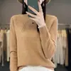 Tejido cuello redondo agujereado Diamante simple color liso Andy terciopelo adelgazante para ir al trabajo primavera nuevo mujer coreano jersey