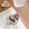 Soporte para teléfono móvil estilo ins de Corea del Sur, lindo artefacto de TikTok, retráctil, multifunción, flash, espejo de diamante con forma de corazón de amor