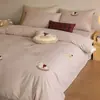 Juego de cuatro piezas de algodón de fibra larga de 100 hilos, rosa, estilo princesa, 100% algodón, bordado 100% algodón, lujo ligero, sábana bajera de alta gama