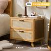 Mesa de Cabeceira para Quarto de Casa 2025 Modelo Quente Luxo Leve High-End Moderno Minimalista Pequeno Armário de Armazenamento de Cabeceira