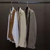 Sala de Modelos de Ropa Suave para Hombres Vestuario Estilo Italiano Sencillo Chaqueta de Traje para Hombres Exhibición de Accesorios Armario Decoración