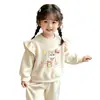 Conjunto Casual Lindo de Primavera y Otoño para Niñas, Nuevo Modelo 2026 para Niños Pequeños, Sudadera de Gato Lindo con Lazo, Conjunto de Dos Piezas para Bebé