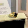 Anillo de Trébol de Cuatro Hojas Versión de Alta Gama V-Gold, Chapado en Plata Pura 18K con Diamantes, Nácar Blanco, Ágata Roja, Ónix Negro Anillo Versátil