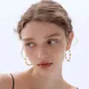 [Estilo Estrella Igual] Pendientes Dorados Estilo Hong Kong Lujo Ligero Diseño de Nicho Aro Grande Pendiente de Oreja de Gama Alta Regalo para Mujer