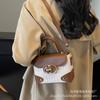 Este ano, a bolsa pequena popular feminina outono all-match 2023 nova moda bolsa de ombro mensageiro caixa portátil pequena bolsa quadrada