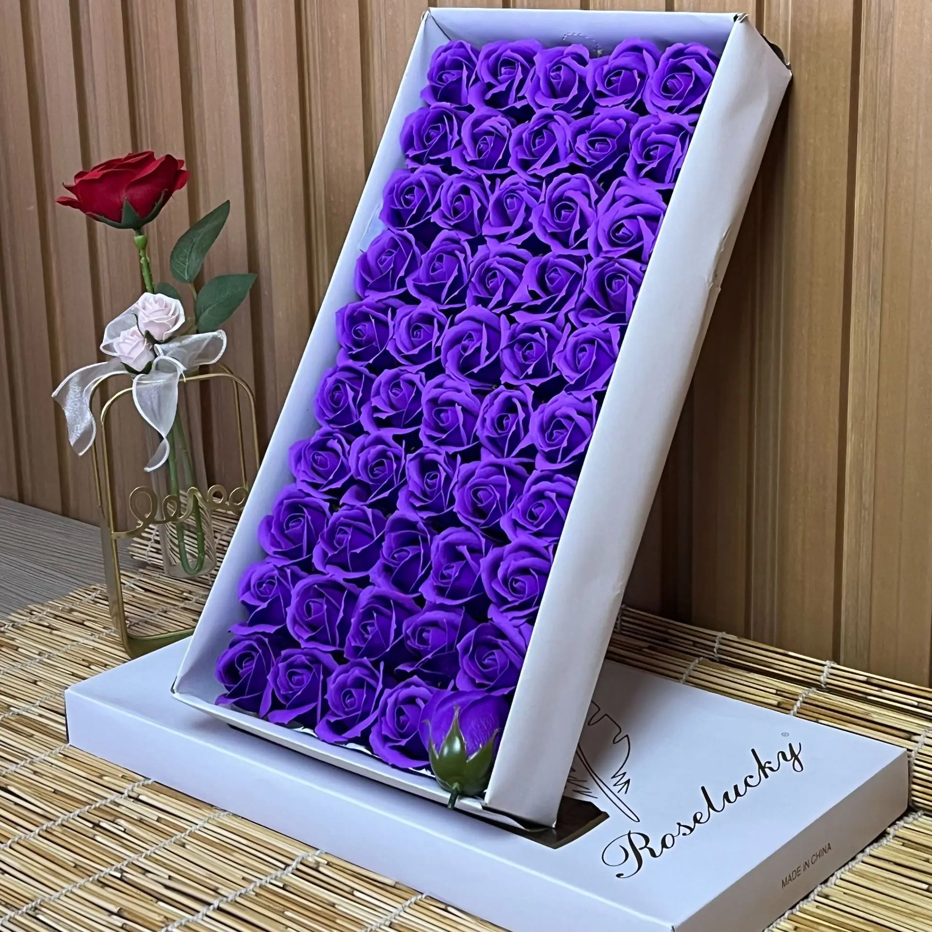 玫瑰花-深紫色.jpg