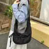 Nuevos Modelos de Bolsos de Hombro para Mujer para Exportación, Versátiles Bolsos de Media Luna Tipo Dumpling, Modernos Bolsos de Mano de Pana de Color Sólido