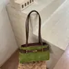 Bolsa de ombro de camurça da moda, nova coleção outono 2026, bolsa de axila estilosa vintage, bolsa personalizada para trabalho e deslocamento
