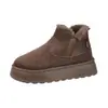 Botas de nieve de suela gruesa, talla grande, para mujer, nuevo estilo invierno 2026, calidad de exportación, forradas de felpa, engrosadas para abrigar, diseño sin cordones, zapatos de algodón al por mayor para ventas transfronterizas