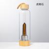 Taza de Energía de Cristal Donghai Cristal Natural Pilar de Seis Puntas de Punta Única Cubierta de Bambú Vaso Botella Deportiva de Agua de Vidrio con Laca Taza de Té