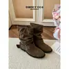 Botas de cowboy occidentales para mujer, nueva colección de otoño 2026, estilo retro con hebilla de cinturón de cuero marrón, tacón grueso y botines plisados y fruncidos en el tobillo
