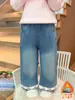 Invierno Nuevo Estilo Jeans con Encaje de Corazón para Niños con Felpa 2026 Estilo Coreano Pantalones Rectos Elegantes para Niñas Ropa para Niños Dropshipping