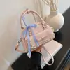 Bolsa Transversal com Design de Nicho da Moda, Bolsa de Mão Estilo Bowling para Mulheres, Novo Modelo de Bolsa 2025, Pequena Bolsa Tendência para Mulheres