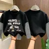 Camiseta de manga larga para niño, imitación dos piezas, algodón puro, nuevo estilo otoño 2026, para niños mayores, top básico para primavera y otoño