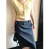 Camiseta de Tricô de Manga Curta Moda Única/Garota Popular para Mulheres, Estilo Verão, Caimento Solto, Emagrecedora, Única e Versátil