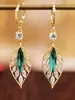 Brilhantes Zircônia Folha Verde Brincos Versátil Argola de Orelha Luxo Leve Alta Moda Elegantes Brincos 2023 Nova Moda