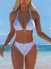 Maiô bikini de cor sólida europeu e americano, BIKINI sexy e moderno de três peças, novo modelo 2027, moda praia para atacado em férias na praia