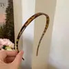 Nueva diadema de Amazon de 1.8 cm de ancho con un tacto de alta gama, estampado de leopardo, adecuada para que las mujeres la usen mientras se lavan la cara, diadema antideslizante hecha de material de PC