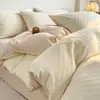Conjunto de Roupa de Cama Jacquard de Luxo Leve em Gaze de Três Camadas 100% Algodão Quatro Peças, Capa de Edredom de Algodão Puro de Alta Qualidade, Lençol Confortável para Dormir, Roupa de Cama de Alta Qualidade