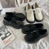 Sapatos Pequenos de Couro Estilo Britânico para Mulheres Nova Primavera e Verão Estudante Dedão do Pé Flats Retrô Cadarço Solado Grosso Aumento de Altura Jk Sapatos Femininos