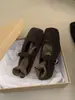 Zapatos peludos elegantes y sofisticados para mujer, perfectos para usar en exteriores, nueva colección otoño/invierno 2024, estilo retro francés, elegantes zapatos planos Mary Jane