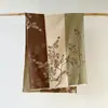 Xale Artístico Vintage para Mulheres, Estampa de Plantas Outono e Inverno, Blocos de Cor em Imitação de Cashmere, Cachecol de Estilo Nacional, Espessado e Quente, Adequado para Uso Transfronteiriço