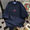 Camiseta de Manga Corta con Estampado de Graffiti Simple de Diseño de Nicho para Mujer 2025 Verano Casual Holgada Retro Top