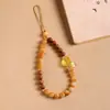 Pingente de Celular de Sândalo Dourado, Cordão para Capa de Celular de Raiz de Bodhi Grelhada no Carvão, Corrente de Celular Anti-Queda Estilo Pulseira para Mulheres, Atacado