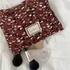 18121 Dulce Celebridad de Internet Tela Fresca Arrugada Chifón Bolsa de Cosméticos Bolsa de Almacenamiento para Teléfono Móvil de Viaje Monedero Portátil Bolsa de Cosméticos