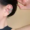 Clip de Oreja Brillante de Zirconia Estrella Sin Perforación para Mujer, Cuff de Oreja Único y Hermoso de Alta Gama, Pendientes de Moda y Elegantes