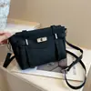 Bolso de Mujer Sencillo y de Moda 2026 Nuevo Estilo Bolso de Maquillaje de Nicho Tacto de Alta Gama Bolso de Hombro Único Cruzado Bolso Casual para el Trabajo y el Uso Diario para Mujeres