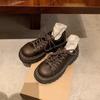 Estilo Celebridade da Internet Outono e Inverno Novos Sapatos de Couro com Solado Grosso para Mulheres, Mocassins de Alto Padrão Estilo Britânico para Mulheres Baixas para Aumentar a Altura