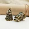 Llavero con colgante de campana de Sutra del Corazón de latón envejecido, escrituras vintage, colgante de campana de cobre, pequeñas artesanías de bronce al por mayor