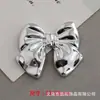 Venta caliente serie de dibujos animados Oso Pooh Mickey carcasa creativa para teléfono móvil agujero para pasador de pelo zapatos pegatinas para refrigerador accesorios caseros