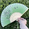 Leque Dobrável Estilo Antigo Transfronteiriço para o Verão, Estilo Chinês, Hanfu, Cheongsam, Leque Pequeno Dobrável de Bambu Portátil para Mulheres