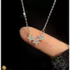 Collar de Estrella de Cinco Puntas Brillante de Diamante para Mujer, Estilo Lujo Ligero, Personalidad de Alta Gama, Estilo Minimalista Fresco, Colgante de Estrella, Cadena para Clavícula