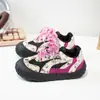 Zapatillas de entrenamiento retro alemanas para niños, nuevo modelo principios de otoño 2025, zapatillas casuales antideslizantes de suela blanda para niños y niñas, zapatillas de bebé Forrest Gump