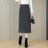 Falda Midi Personalizada de Cintura Alta con Letras para Mujer, Otoño/Invierno, Elegante, Diseño de Abertura, Cubre Caderas, Adelgazante, Por Encima de la Rodilla