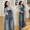 Roupas de maternidade para outono e inverno: Macacão jeans largo e casual de novo estilo plus size com moletom com capuz, conjunto casual estilo coreano