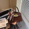 Bolso Pequeño Mate Vintage para Mujer Modelo Nuevo 2026, Bolso de Hombro Cruzado, Bolso Cubo Súper Elegante Más Vendido
