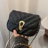 2026 elegante novo fecho de pressão corrente com padrão de diamante casual bordada pequena bola de ouro moderna bolsa feminina quadrada pequena de ombro e transversal