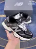 Zapatos Putian Nb9060 Serie Pezuña de Elefante Bebé Original Puro Zapatos Deportivos y Casuales Retro para Hombre y Mujer Color Rosa