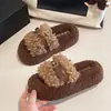 Pantuflas de exterior para mujer, estilo retro otoño/invierno 2026, nuevos mocasines slip-on esponjosos de moda, pantuflas de suela gruesa para mujer