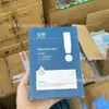Parche de Reparación de Piel Mascarilla Yan Floreciente Azul Blanco Vendaje Músculo Sensible Barrera Postoperatoria Reparación Hialurónico B5 Aqua Astaxantina